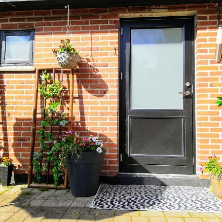 5Minute Walk To Lego House - Private Studio Room With Bathroom Billund Exterior foto